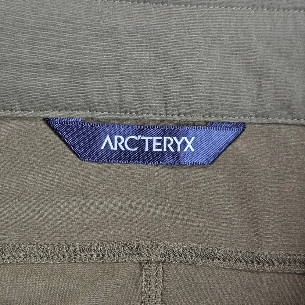 Arc'teryx Lefroy Short Mens 36 Olive Green Hiking Lightweight Technical Outdoor